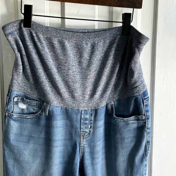 GAP Maternity Soft Wear Comfort Panel True Skinny Jeans with Distressed Detail - Picture 3 of 10